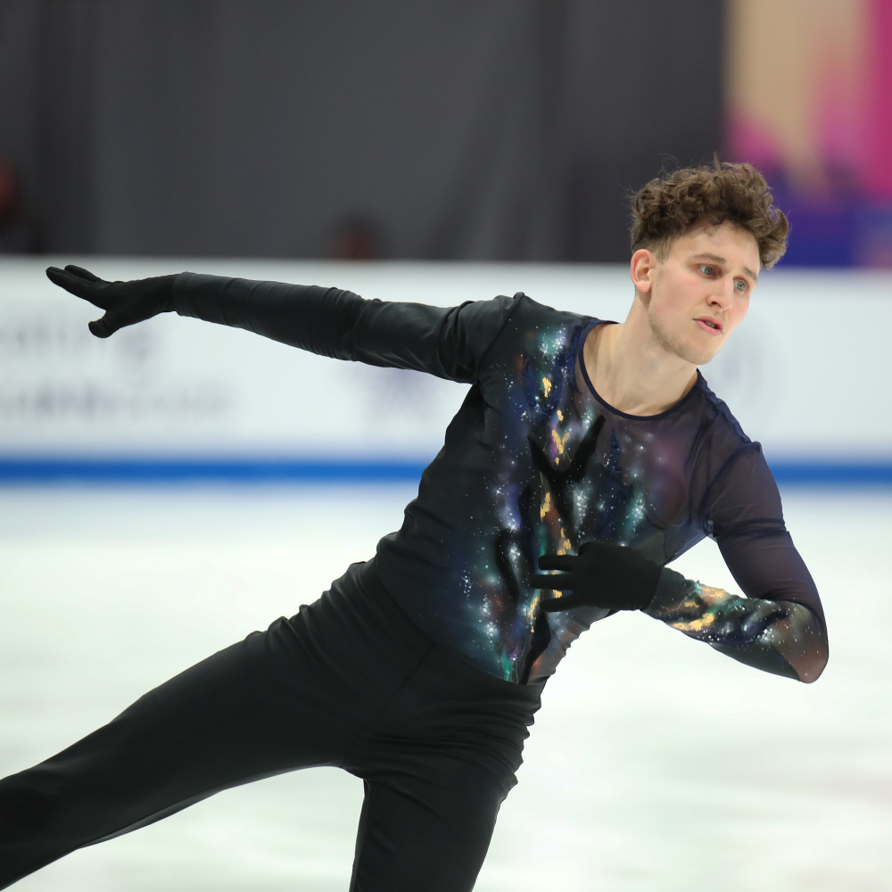 星空体育官网-瑞士队奋力逆袭，成功晋级欧锦赛半决赛(瑞士队奋力逆袭,成功晋级欧锦赛半决赛视频)