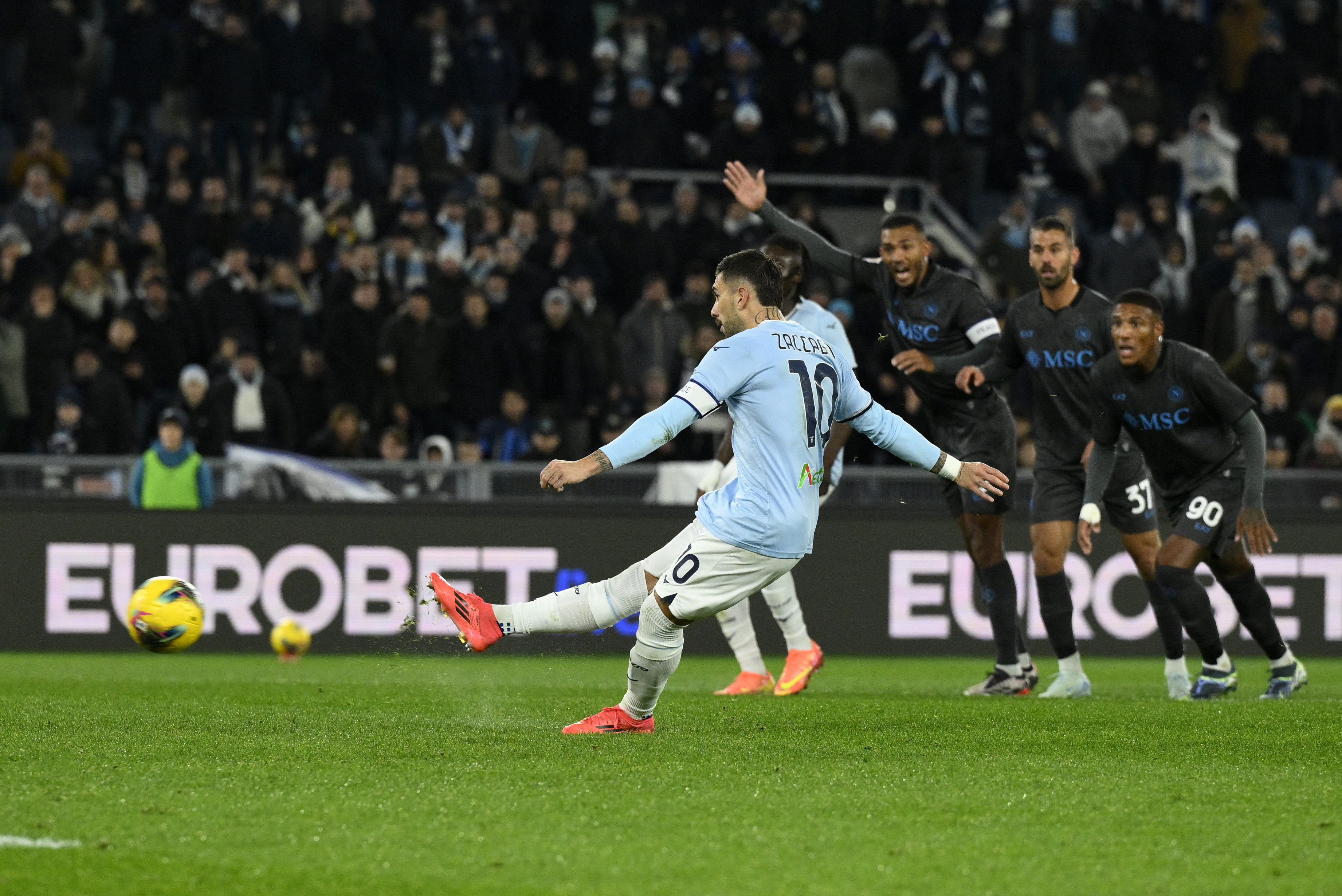 意大利-击败芬兰,实现四连胜的简单介绍 意大利-击败芬兰,实现四连胜的简单介绍