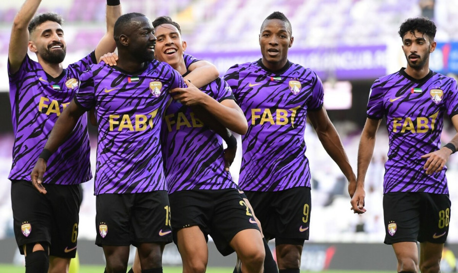 星空体育视频-包含球队存尴尬尴尬之中，士气低落的词条