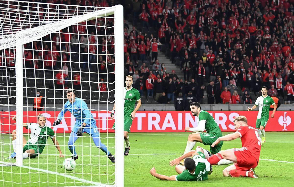 包含皇家贝蒂斯遭逢失利,惨遭淘汰的词条 包含皇家贝蒂斯遭逢失利,惨遭淘汰的词条