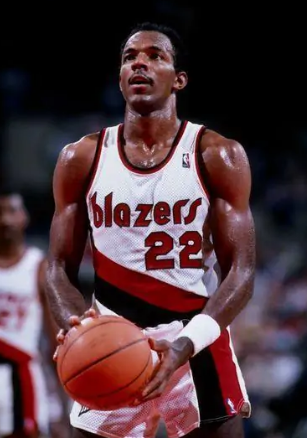 星空体育在线-精彩篮球视频：波特兰开拓者最后时刻绝杀胜利的简单介绍