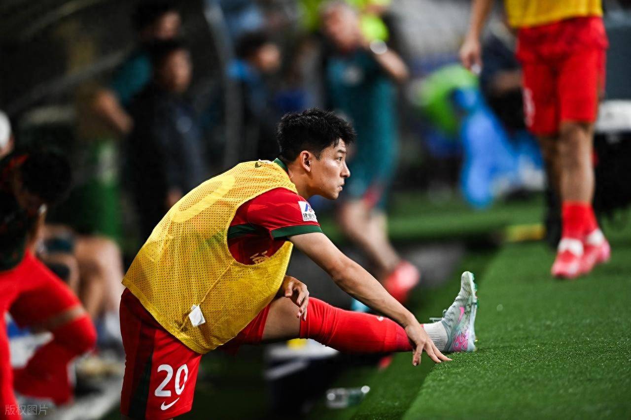 精神头球破门，在比赛中立下赫赫战功的简单介绍