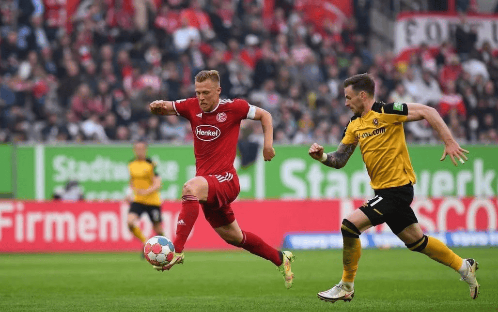 瑞士队在欧国联比赛中遭遇失利