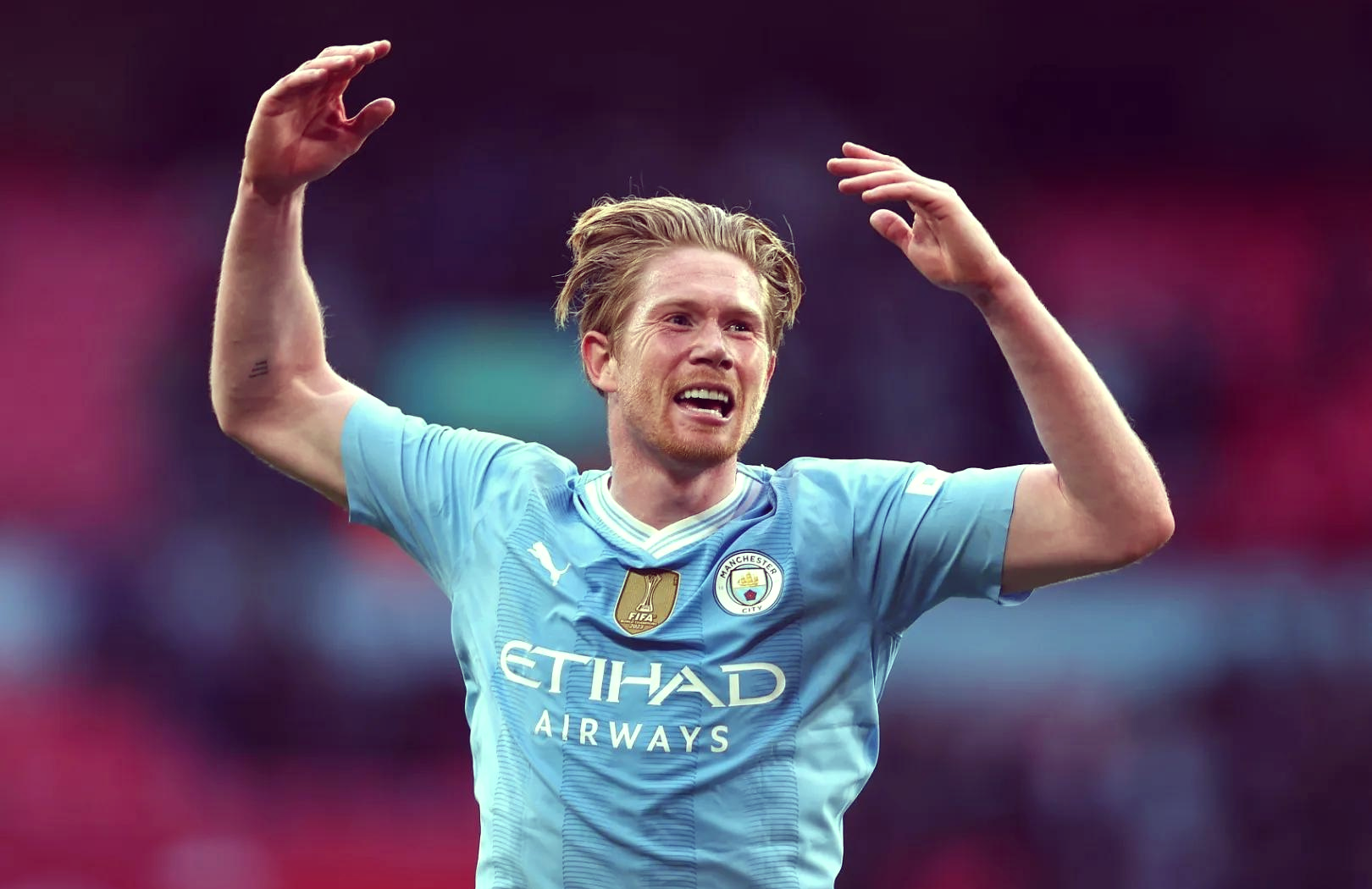 星空体育视频-曼城主场大胜，继续保持不败纪录