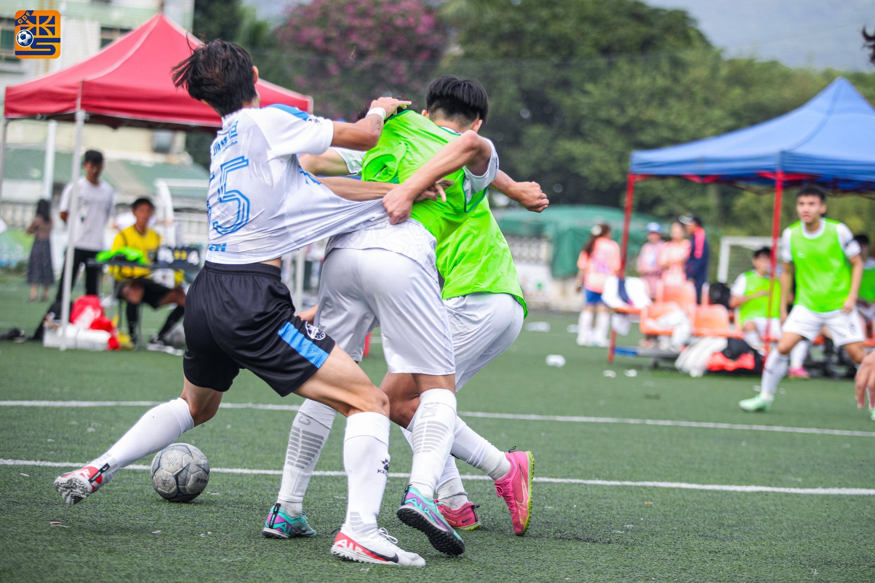 关于榜首之争激烈进行,争夺晋级名额激烈的信息 关于榜首之争激烈进行,争夺晋级名额激烈的信息