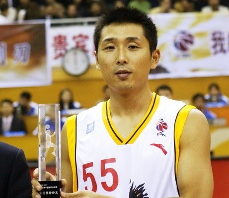 星空体育馆-助攻王再次展现绝佳传球技术