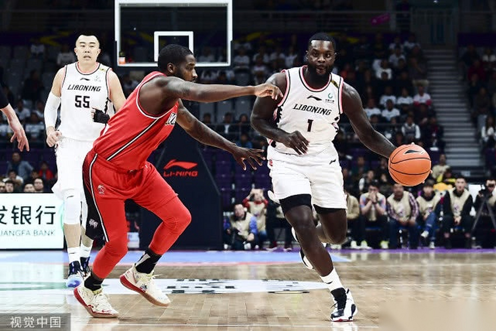 深圳取胜,球队状态逐渐回暖 深圳取胜,球队状态逐渐回暖