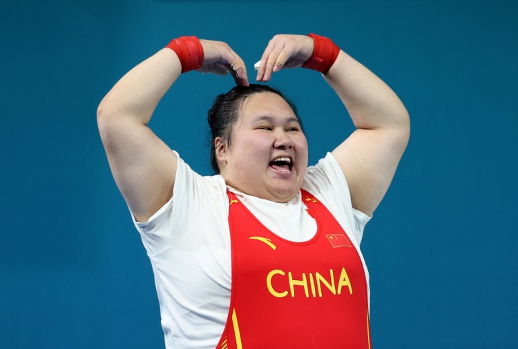 加拿大举重选手实现突破获得奖牌 加拿大举重选手实现突破获得奖牌