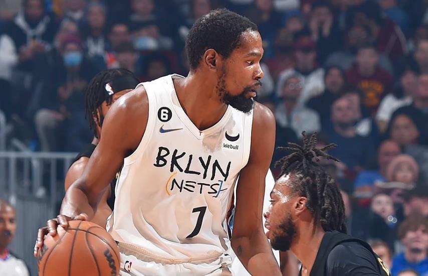 包含达拉斯小牛核心连得10分,率队逆转夺胜的词条 包含达拉斯小牛核心连得10分,率队逆转夺胜的词条